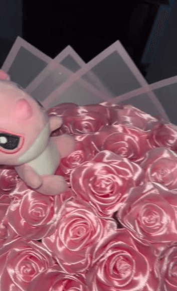 Класически розов букет